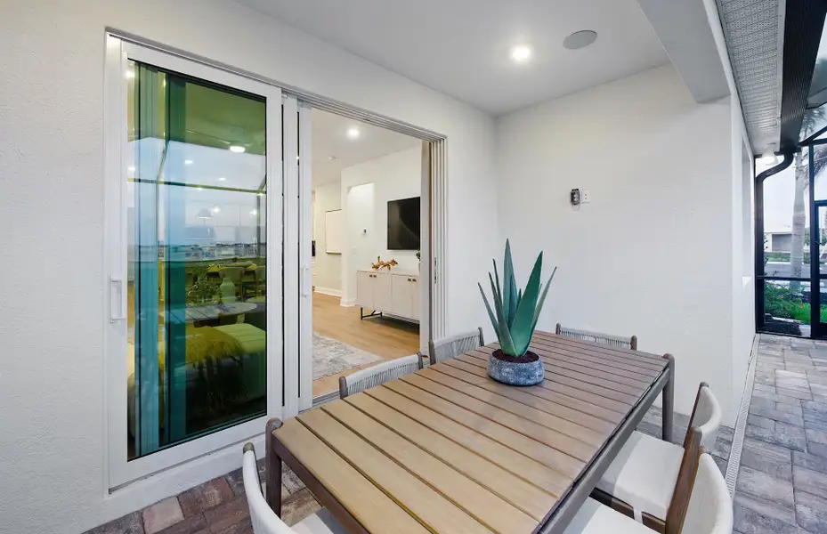 Exterior details and patio area of a home in SeaFlower, Bradenton (Image 3).