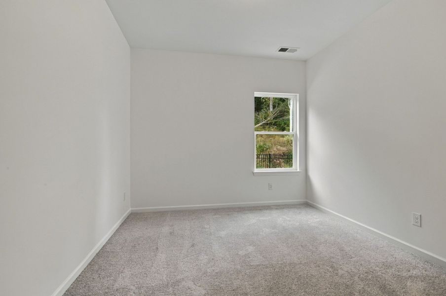 Spacious, unfurnished interior of a new home in Ironhorse, Dickson (Image 23).