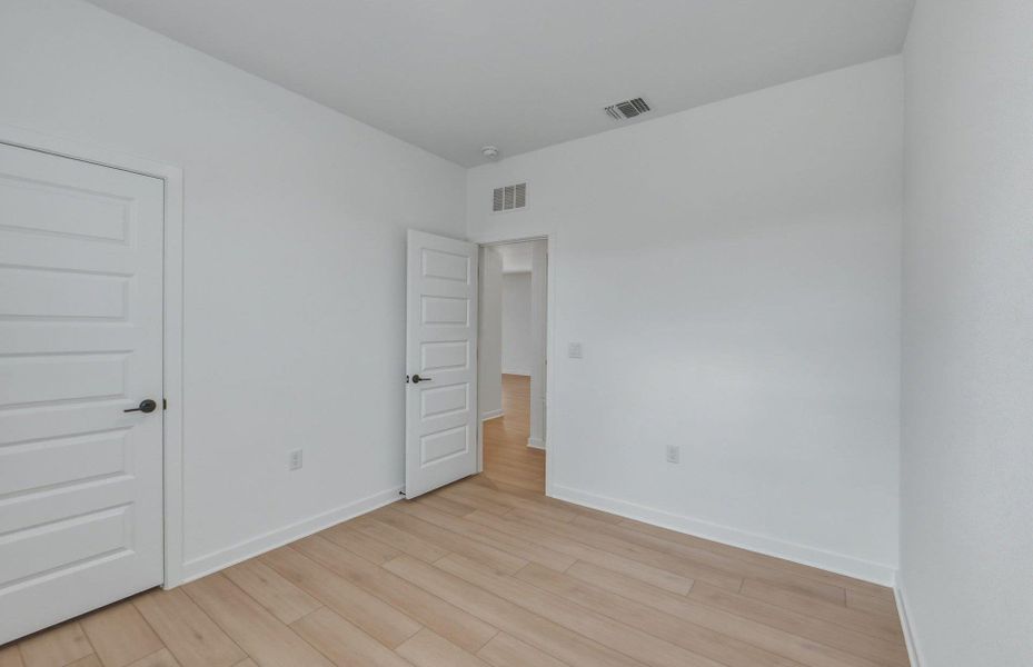 Spacious, unfurnished interior of a new home in Woodside, Georgetown (Image 34).