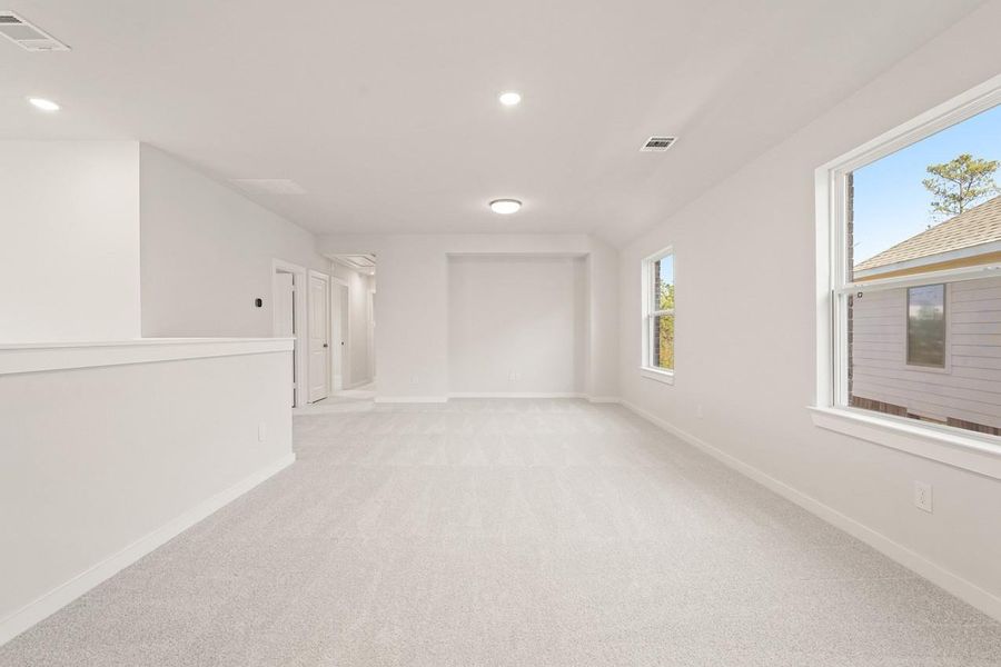 Spacious, unfurnished interior of a new home in Grand Central Park: 40ft. lots, Conroe (Image 6).