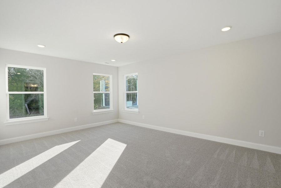 Spacious, unfurnished interior of a new home in Waterford Commons, Rock Hill (Image 43). Spacious, unfurnished interior of a new home in Waterford Commons, Rock Hill (Image 43).