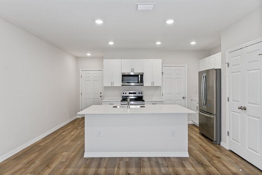 Representative furnished interior of a home built from the Barcelona by Casa Fresca Homes in Grove at Crosswinds, Haines City (Image 11).