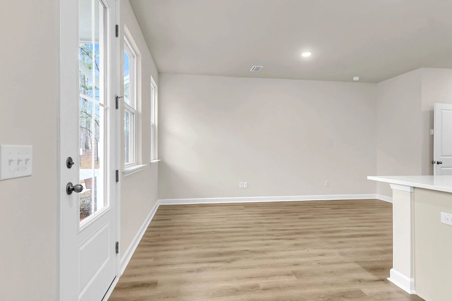 Spacious, unfurnished interior of a new home in Windward Village, Summerville (Image 19).