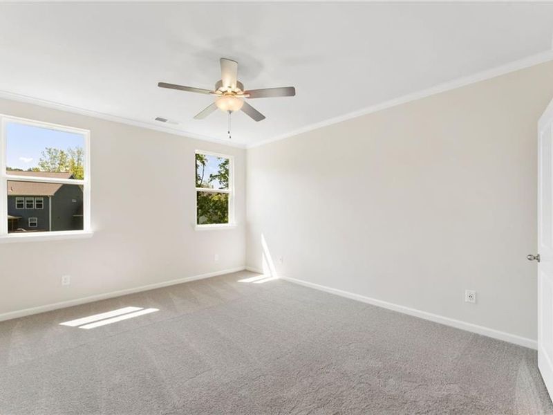 Spacious, unfurnished interior of a new home in Riverwood, Dallas (Image 17).