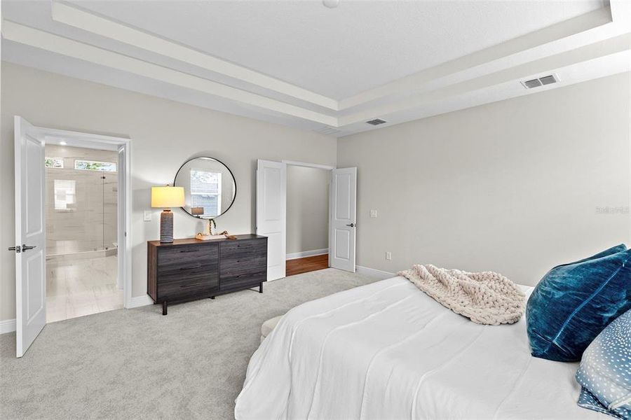 Furnished interior view inside a new home in , St. Petersburg (Image 38).