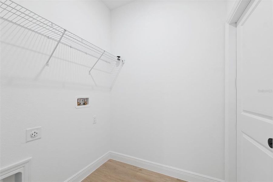 Spacious, unfurnished interior of a new home in , Ocala (Image 19).