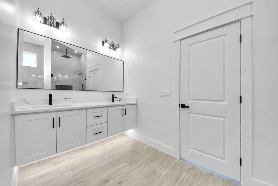 Principal Bathroom