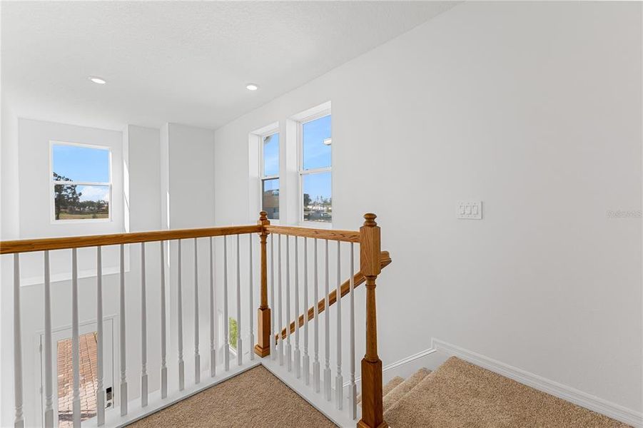 Spacious, unfurnished interior of a new home in , Winter Garden (Image 29).