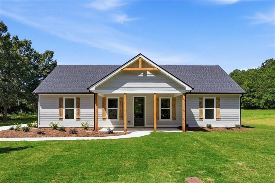 Exterior details and patio area of a home in , Mansfield (Image 31).