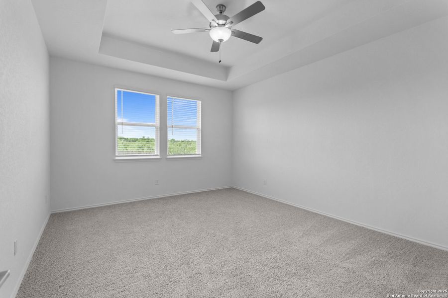 Spacious, unfurnished interior of a new home in Horizon Pointe, Converse (Image 107).