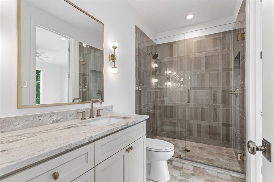 Full bath #3 ensuite