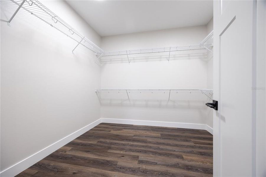 Spacious, unfurnished interior of a new home in , Lake City (Image 20).