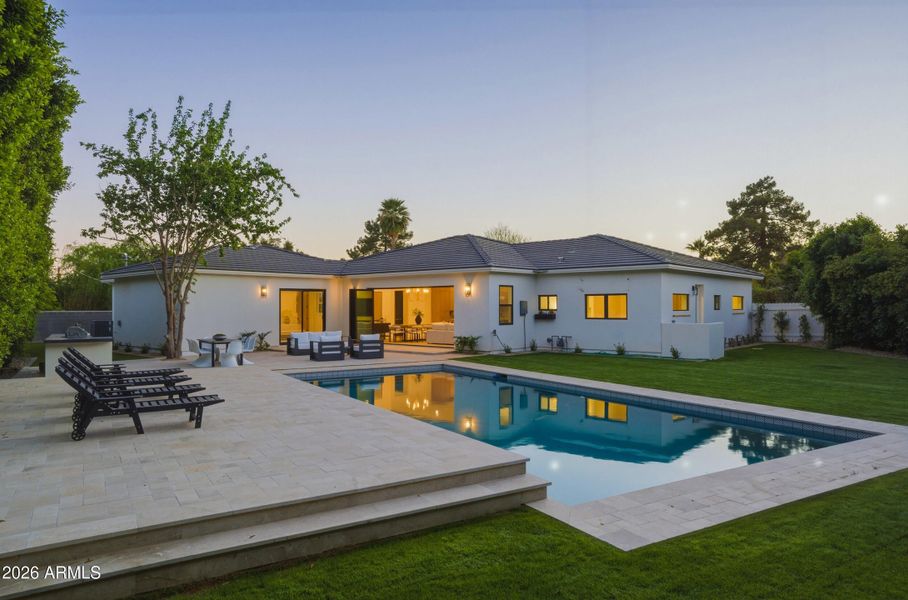 40_4825 n 70th st-40