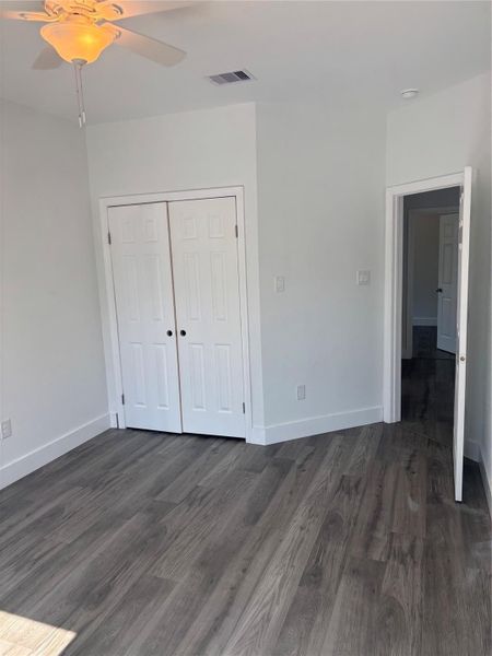 Spacious, unfurnished interior of a new home in , Houston (Image 15).