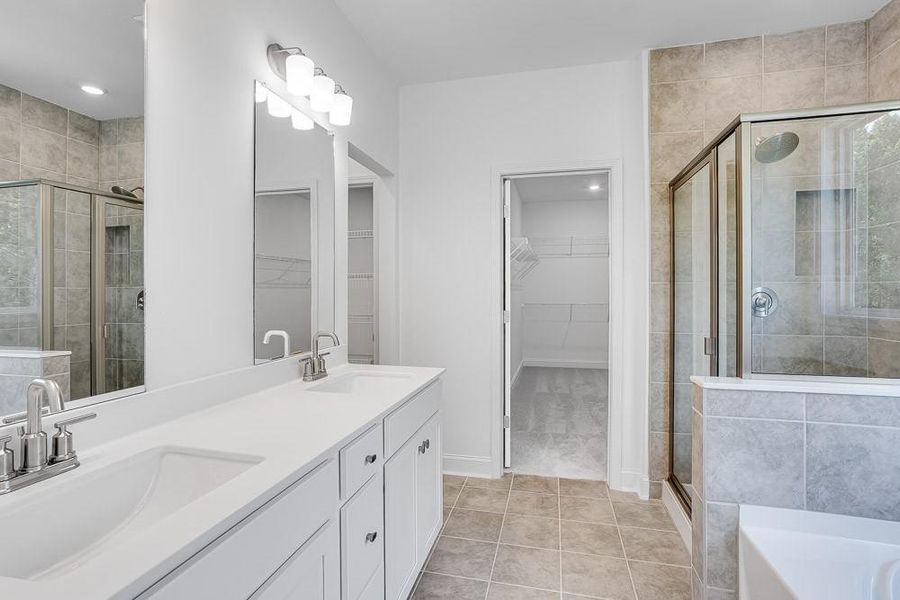 Furnished interior view inside a new home in Auburn Glen, Dacula (Image 8).