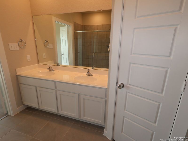 Furnished interior view inside a new home in Winding Brook, San Antonio (Image 12).
