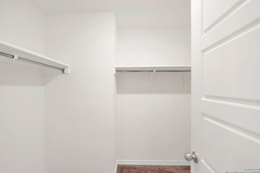 Spacious, unfurnished interior of a new home in , San Antonio (Image 32).