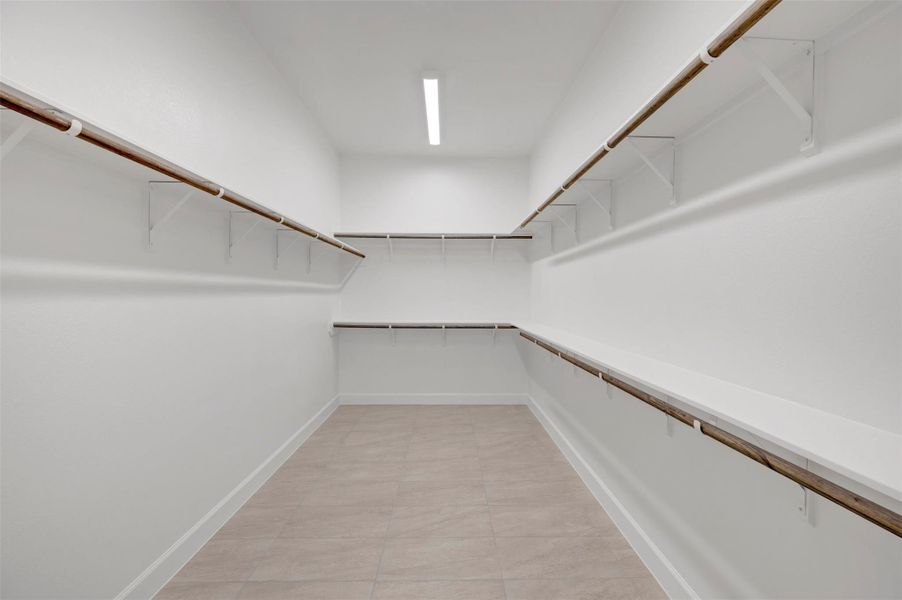 Spacious, unfurnished interior of a new home in Harvest Green - Parkview Collection, Richmond (Image 17). Spacious, unfurnished interior of a new home in Harvest Green - Parkview Collection, Richmond (Image 17).