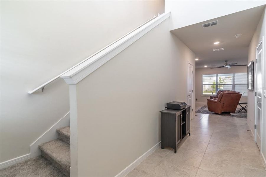 Spacious, unfurnished interior of a new home in , St. Cloud (Image 24).