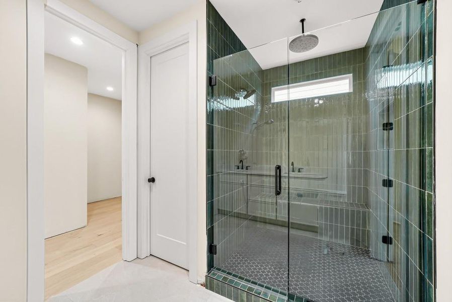 Image 36 of a home in .