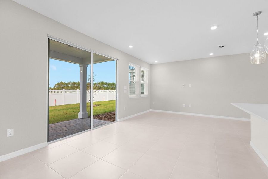 Spacious, unfurnished interior of a new home in Cherry Elm at SilverLeaf, St. Augustine (Image 11).