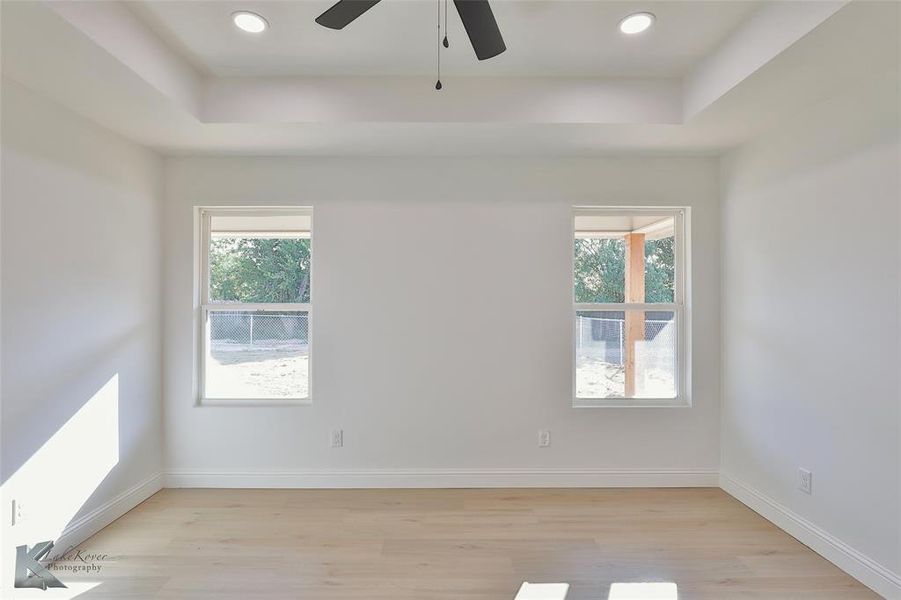 Spacious, unfurnished interior of a new home in , Abilene (Image 18).