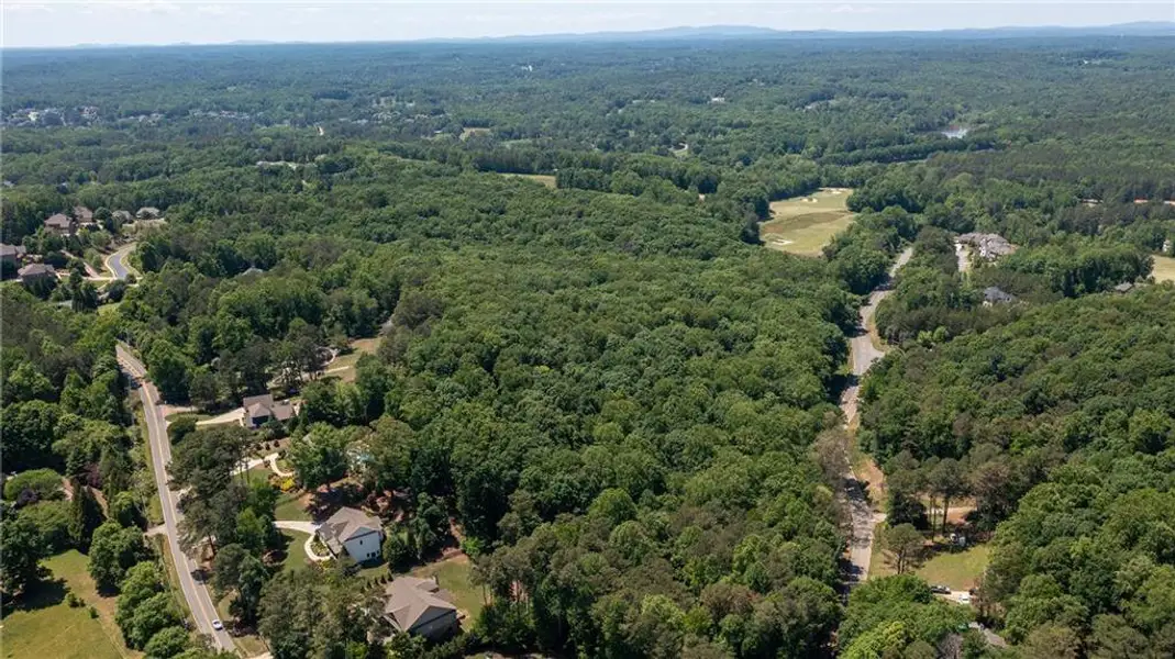 Natural landscape and outdoor views near in Alpharetta (Image 6). Natural landscape and outdoor views near in Alpharetta (Image 6).
