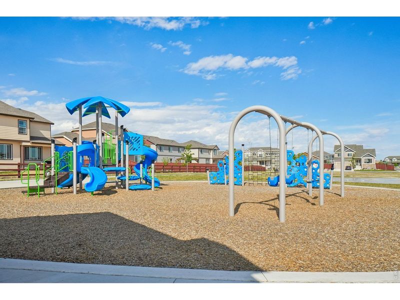 Community amenities in , Windsor (Image 33).