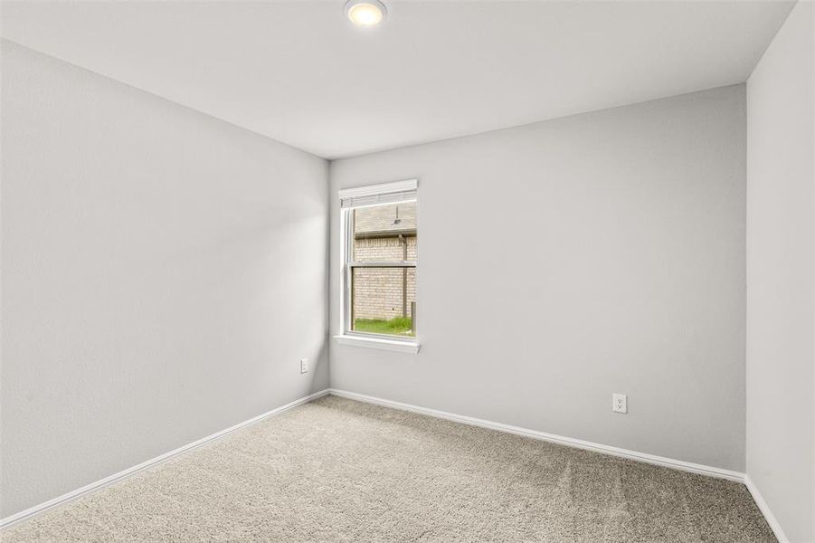Spacious, unfurnished interior of a new home in Verandah, Royse City (Image 13).