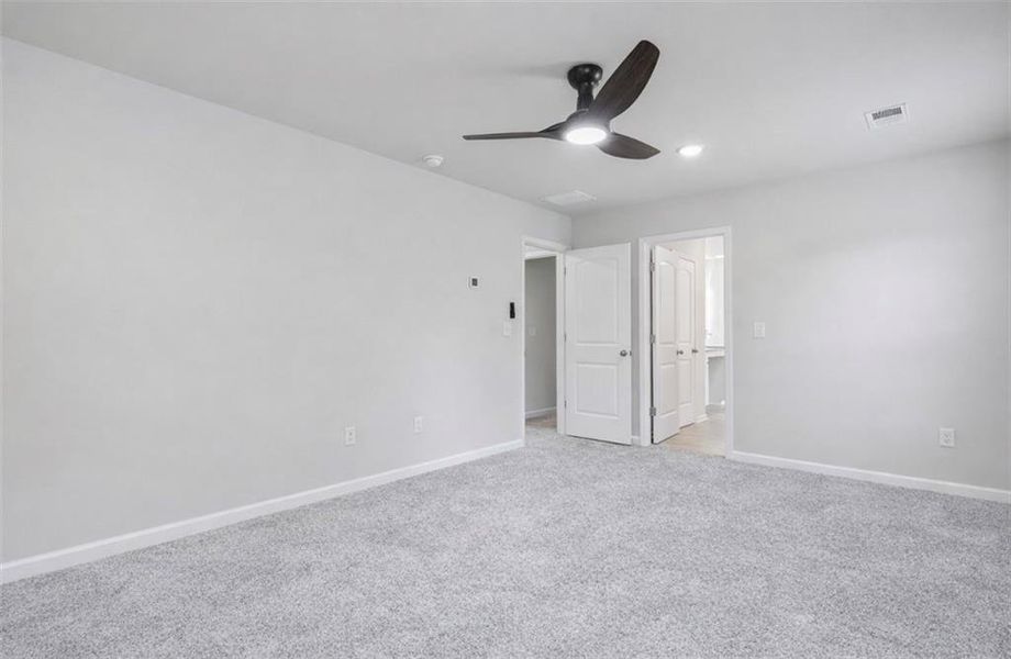 Spacious, unfurnished interior of a new home in , Covington (Image 19).