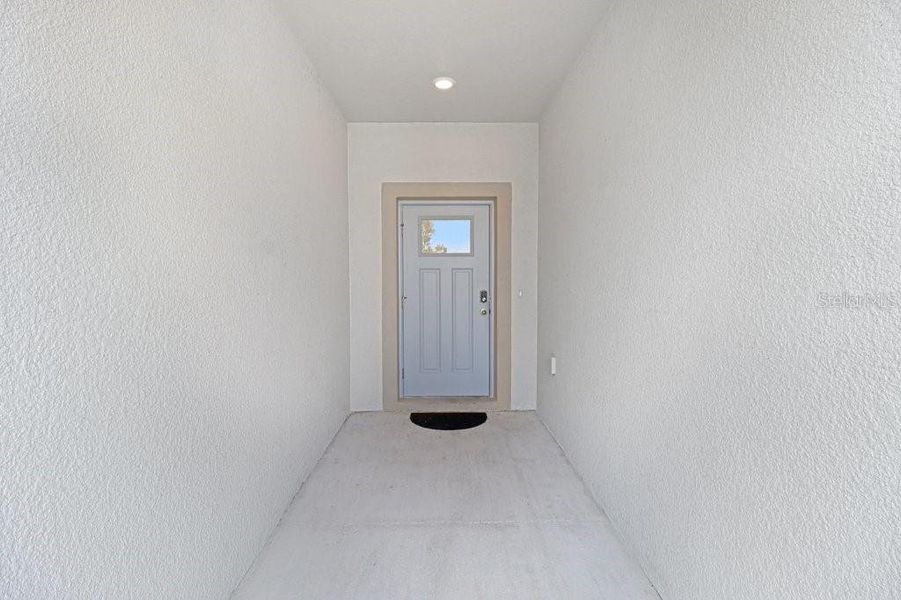 Spacious, unfurnished interior of a new home in , San Antonio (Image 18).