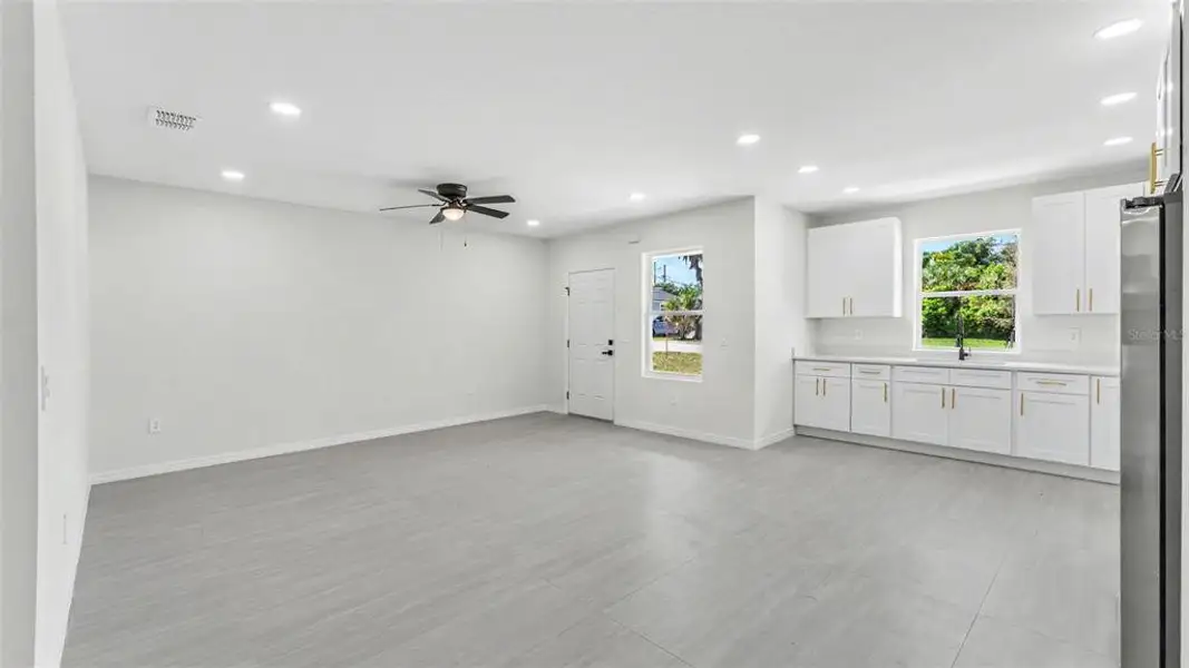 Spacious, unfurnished interior of a new home in , Haines City (Image 17). Spacious, unfurnished interior of a new home in , Haines City (Image 17).