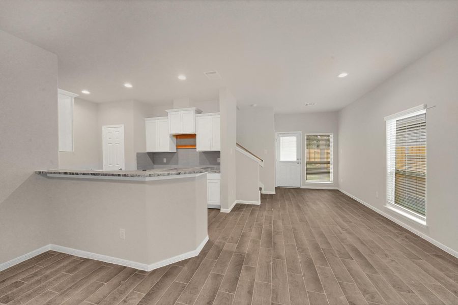 Image 28 of a home in Woodland Lakes.