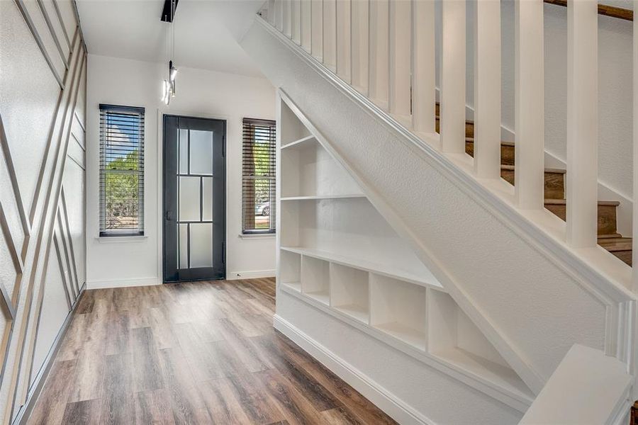 Spacious, unfurnished interior of a new home in , Granbury (Image 27).