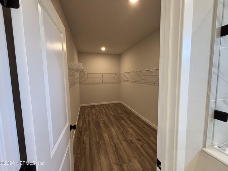 Spacious, unfurnished interior of a new home in Reserve East, Flagler Beach (Image 15).