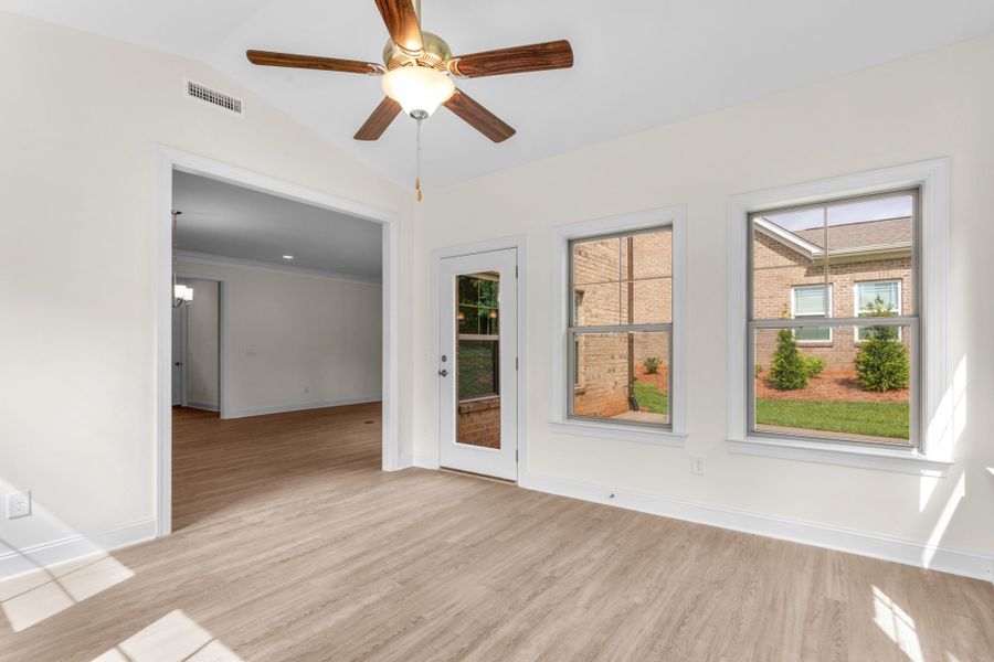 Representative unfurnished interior of a home built from the Fairfield Lux by Keystone Homes NC in Weybridge, Burlington (Image 41).