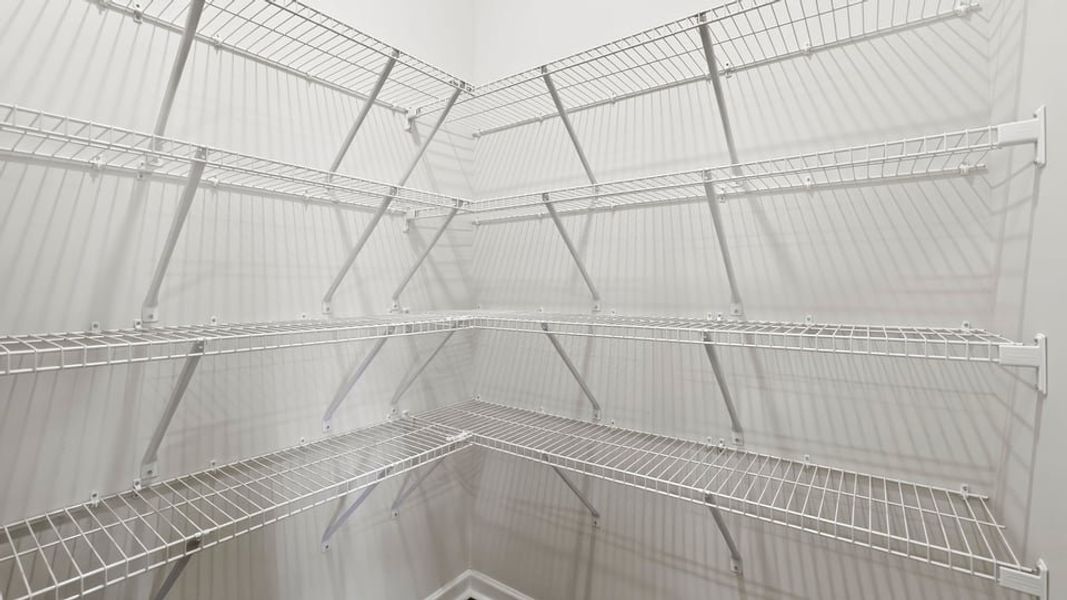 Spacious, unfurnished interior of a new home in Benjamin's Grove, Woodruff (Image 37).