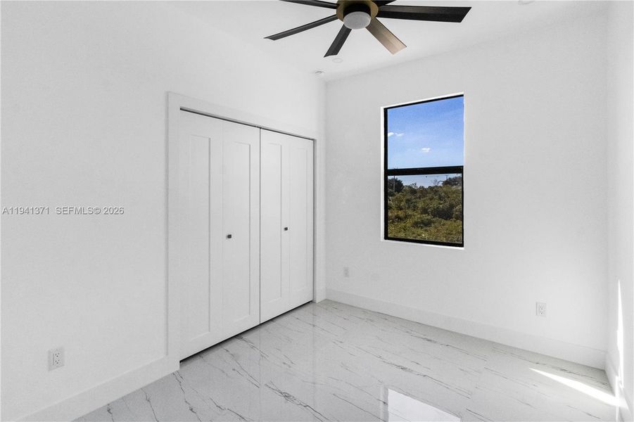 Spacious, unfurnished interior of a new home in , Lehigh Acres (Image 17).