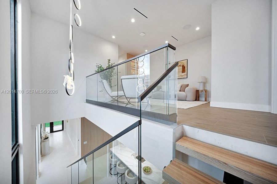 Furnished interior view inside a new home in , Fort Lauderdale (Image 50).