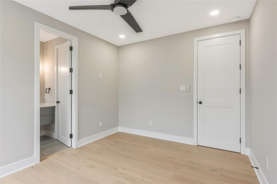 Spacious, unfurnished interior of a new home in , Houston (Image 29).