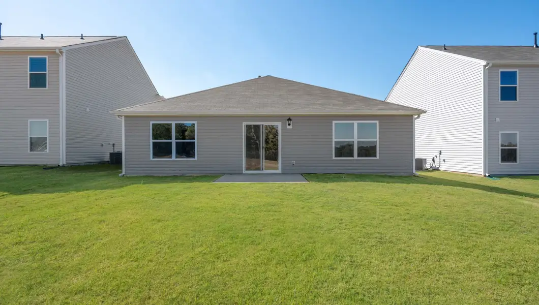 Image 26 representing the MACON by D.R. Horton in Harrier Point, Woodruff, SC.