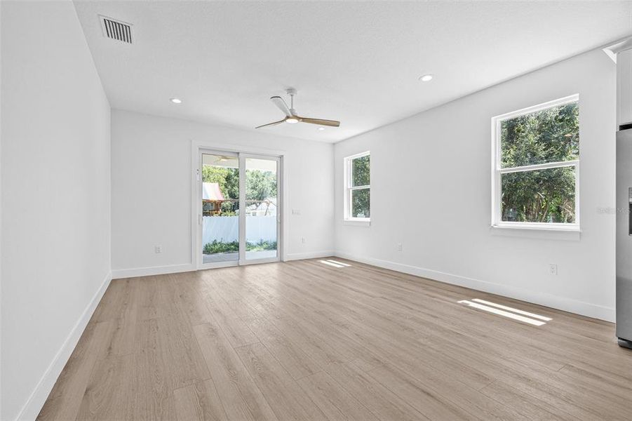 Spacious, unfurnished interior of a new home in , Tampa (Image 21). Spacious, unfurnished interior of a new home in , Tampa (Image 21).