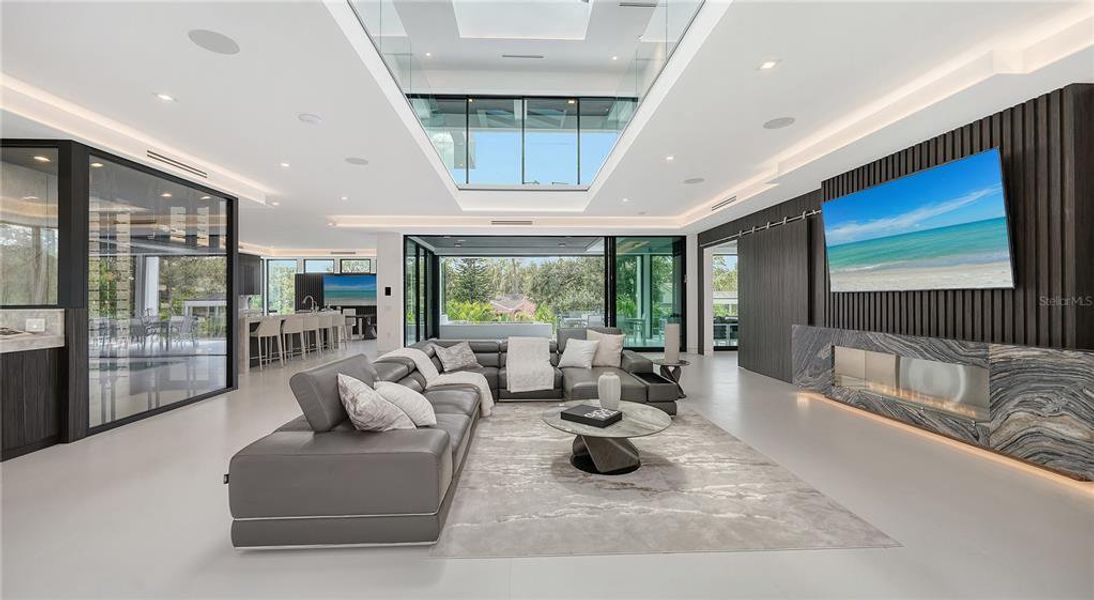 Community amenities in , Sarasota (Image 11).