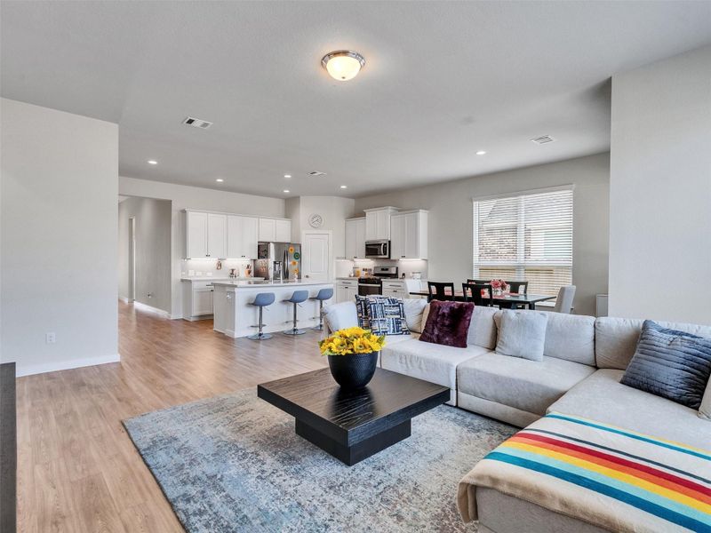 Image 31 of a home in Sunterra. Image 31 of a home in Sunterra.