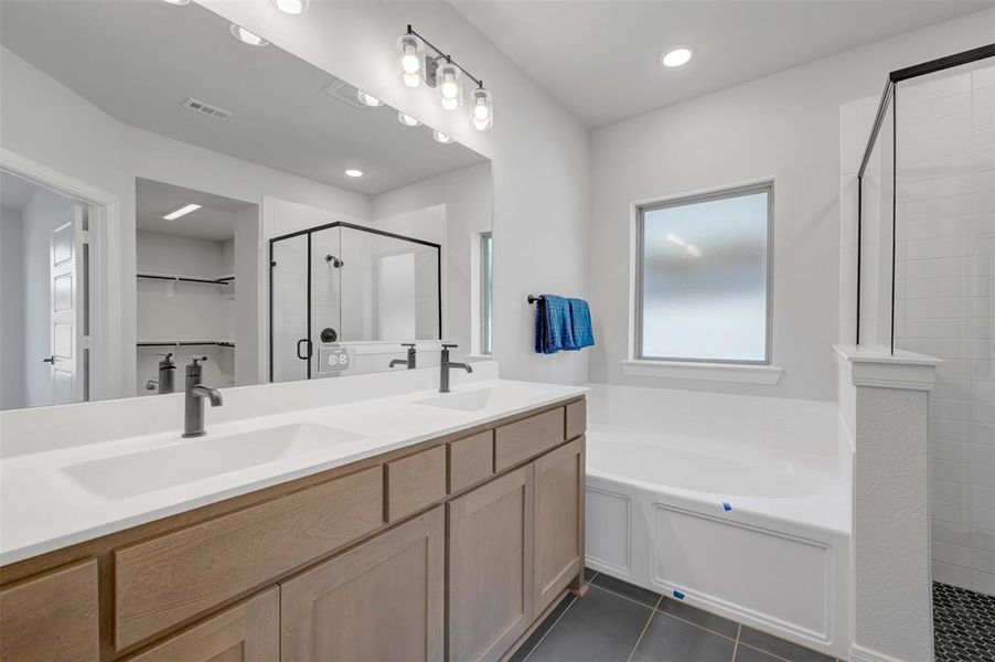 Furnished interior view inside a new home in Creekshaw – Gardens, Royse City (Image 9).