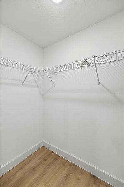 Spacious, unfurnished interior of a new home in , Ocala (Image 31).