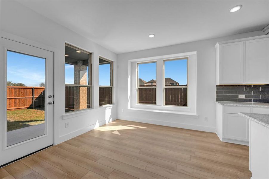 Spacious, unfurnished interior of a new home in Lily Creek at Sutton Fields, Aubrey (Image 16). Spacious, unfurnished interior of a new home in Lily Creek at Sutton Fields, Aubrey (Image 16).