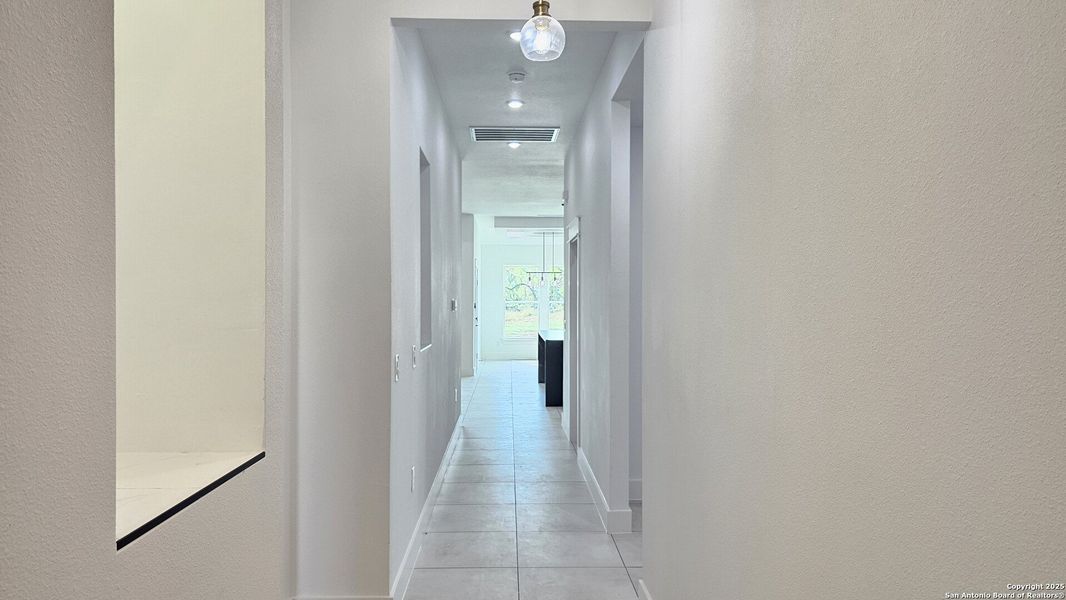 Spacious, unfurnished interior of a new home in , Atascosa (Image 23). Spacious, unfurnished interior of a new home in , Atascosa (Image 23).