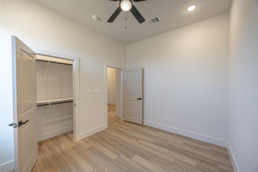 Spacious, unfurnished interior of a new home in , Fort Worth (Image 21).