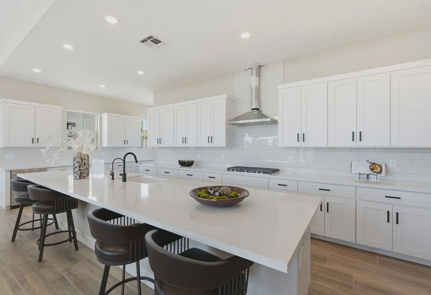 Encanterra Crescendo HS 2524 Kitchen - 2 of 17
